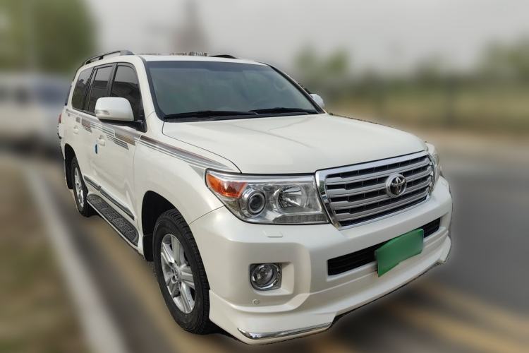 Used Toyota Land Cruiser  Front Right 45 Deg
