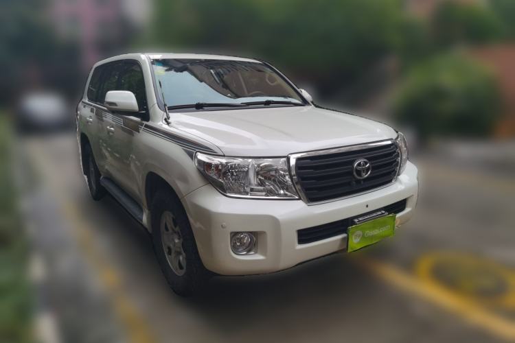 Used Toyota Land Cruiser  Front Right 45 Deg