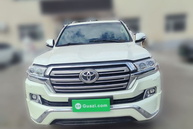 Used Toyota Land Cruiser  Front