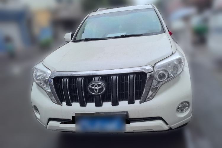 Used Toyota Land Cruiser  Front