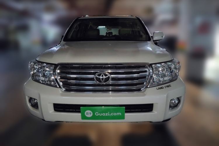Used Toyota Land Cruiser 2015 4.0L 5-Seater Middle East Version Front