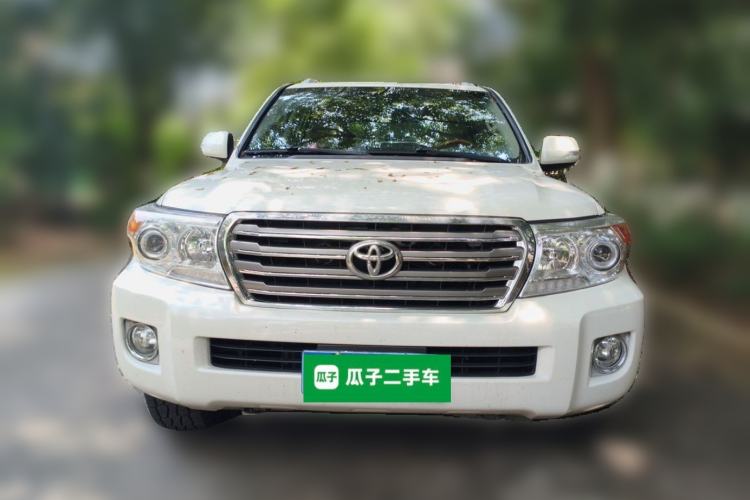 Used Toyota Land Cruiser  Front
