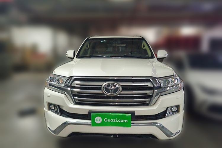 Used Toyota Land Cruiser  Front