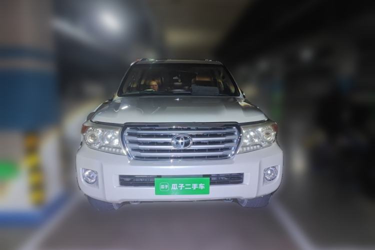 Used Toyota Land Cruiser  Front