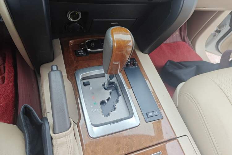Used Toyota Land Cruiser  Gear Lever
