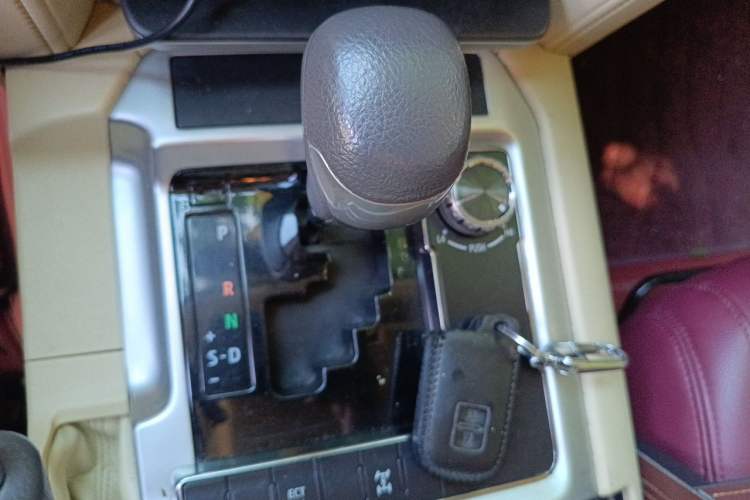Used Toyota Land Cruiser  Gear Lever