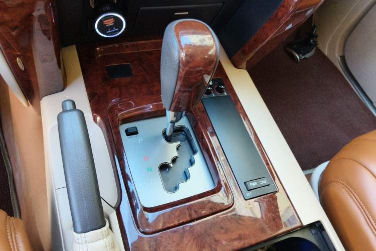 Used Toyota Land Cruiser  Gear Lever