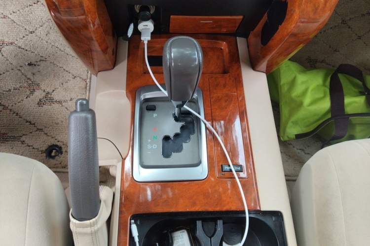 Used Toyota Land Cruiser  Gear Lever