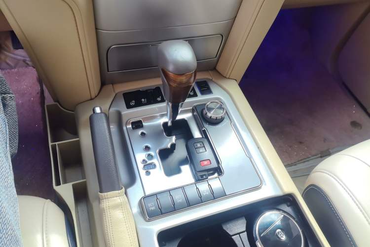 Used Toyota Land Cruiser  Gear Lever