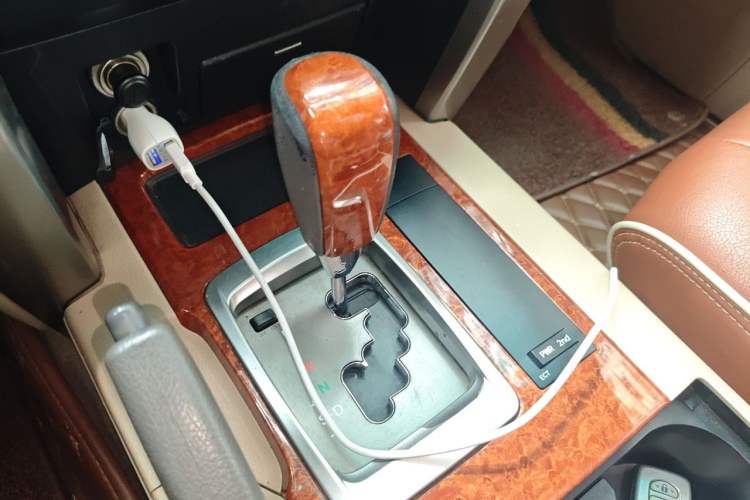 Used Toyota Land Cruiser  Gear Lever