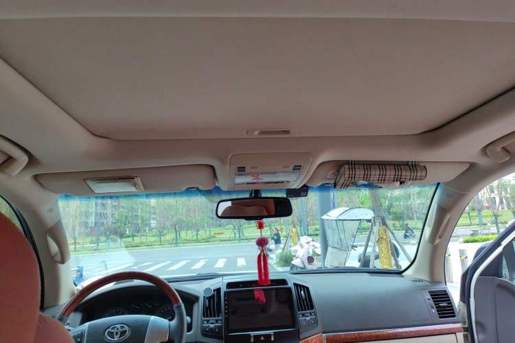 Used Toyota Land Cruiser  Headliner