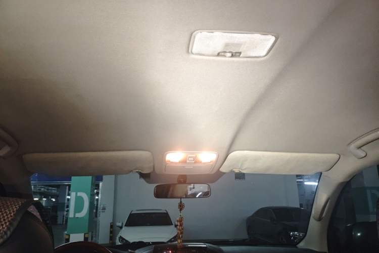 Used Toyota Land Cruiser  Headliner