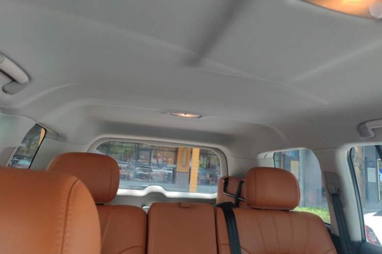 Used Toyota Land Cruiser 2015 4.0L 5-Seater Middle East Version Headliner