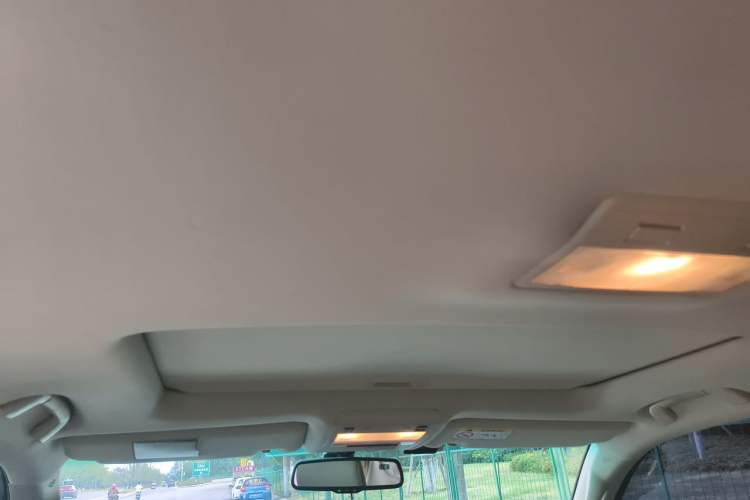 Used Toyota Land Cruiser 2015 4.0L V6 Middle East Limited Edition Headliner