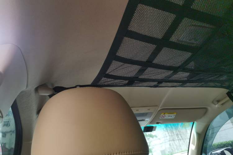 Used Toyota Land Cruiser 2015 4.0L V6 Middle East Low-Trim Version Headliner
