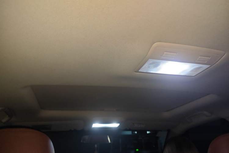 Used Toyota Land Cruiser  Headliner