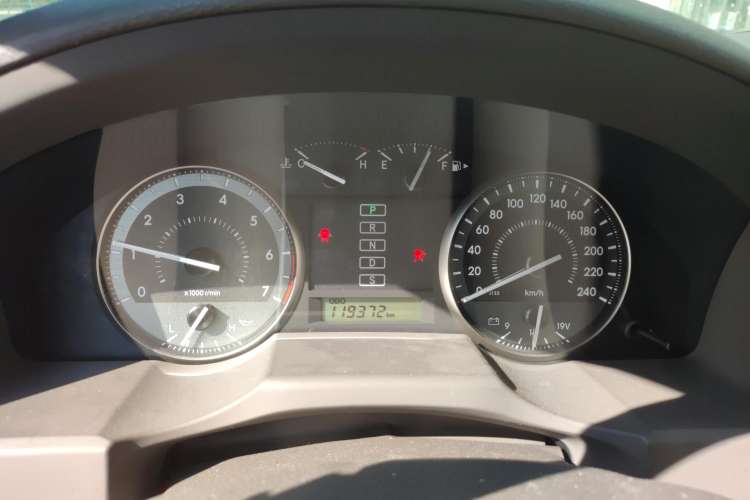 Used Toyota Land Cruiser 2015 4.6L V8 Middle East Limited Edition Instrument Cluster