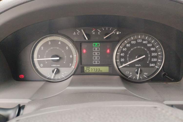 Used Toyota Land Cruiser  Instrument Cluster