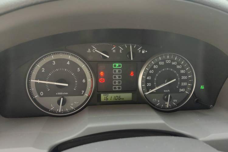 Used Toyota Land Cruiser 2015 4.0L 5-Seater Middle East Version Instrument Cluster