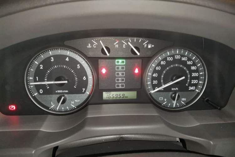 Used Toyota Land Cruiser 2015 4.0L V6 Middle East Limited Edition Instrument Cluster
