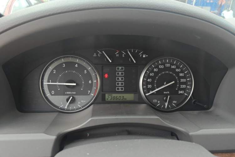 Used Toyota Land Cruiser  Instrument Cluster