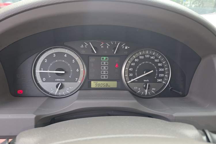 Used Toyota Land Cruiser  Instrument Cluster