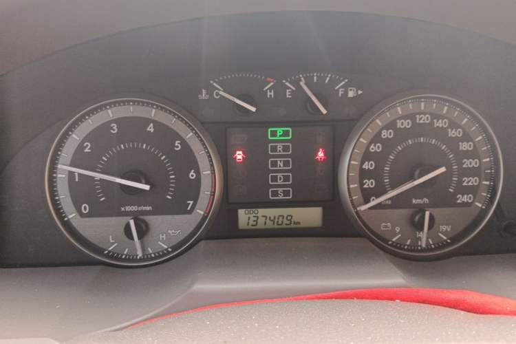 Used Toyota Land Cruiser 2015 4.0L V6 Middle East Limited Edition Instrument Cluster