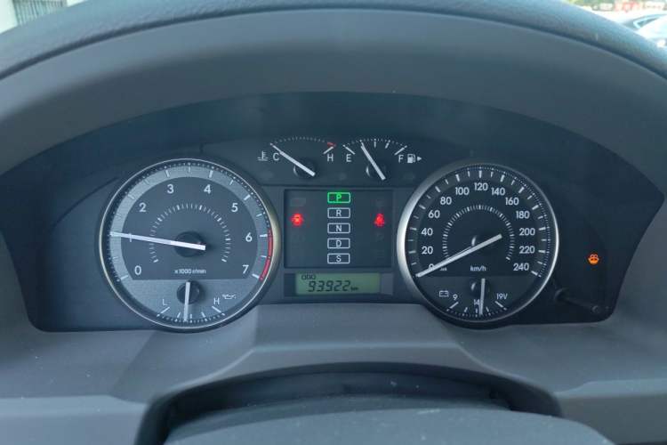 Used Toyota Land Cruiser  Instrument Cluster