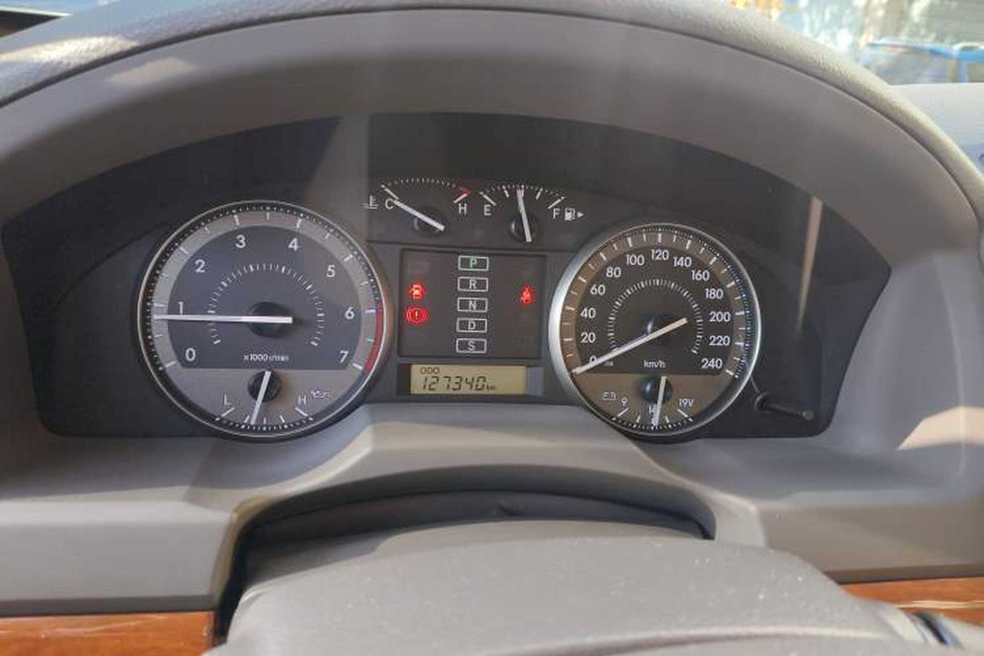 Used Toyota Land Cruiser  Instrument Cluster