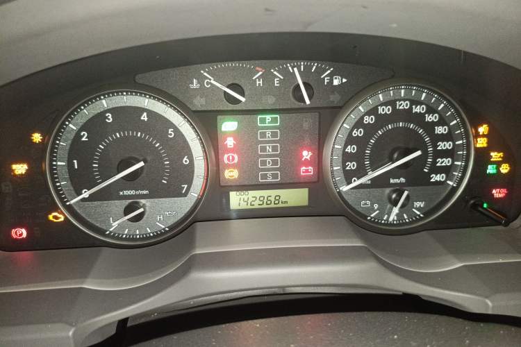 Used Toyota Land Cruiser  Instrument Cluster