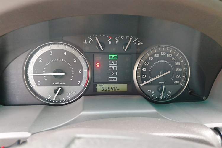 Used Toyota Land Cruiser 2015 4.0L V6 Middle East Limited Edition Instrument Cluster