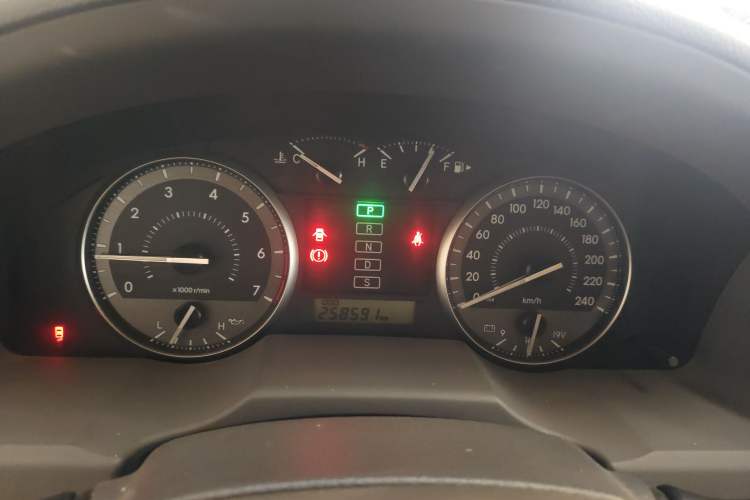 Used Toyota Land Cruiser 2015 4.0L 5-Seater Middle East Version Instrument Cluster