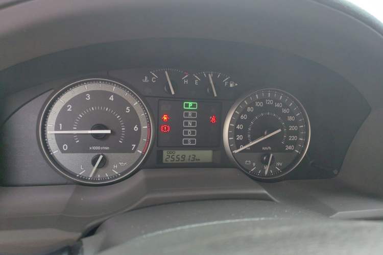 Used Toyota Land Cruiser  Instrument Cluster