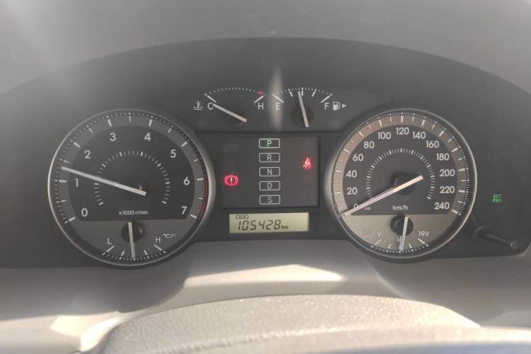 Used Toyota Land Cruiser  Instrument Cluster
