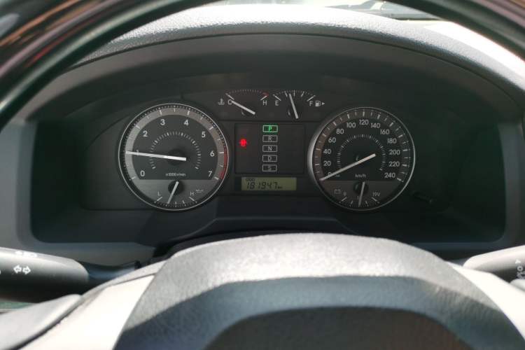 Used Toyota Land Cruiser  Instrument Cluster
