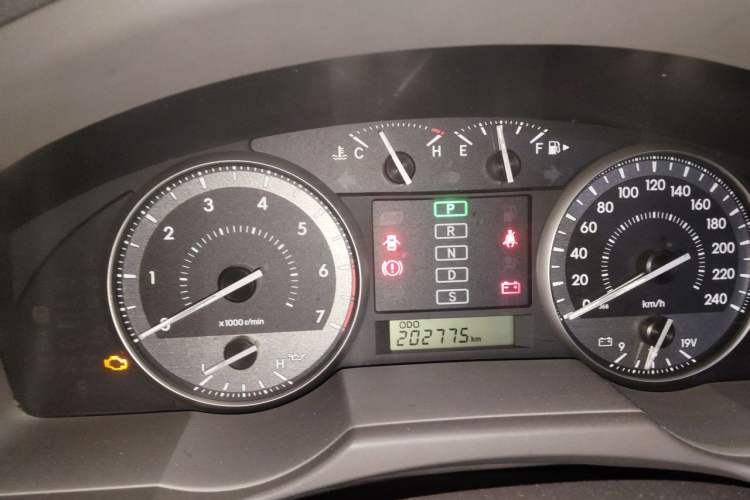 Used Toyota Land Cruiser 2015 4.0L V6 Middle East Low-Trim Version Instrument Cluster