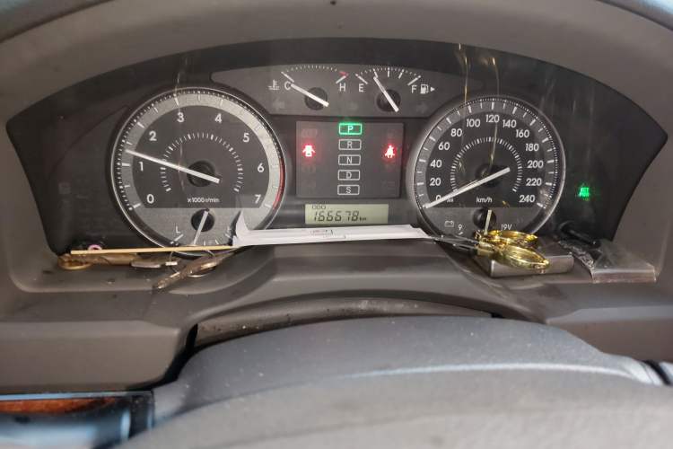 Used Toyota Land Cruiser 2015 4.0L V6 Middle East Limited Edition Instrument Cluster