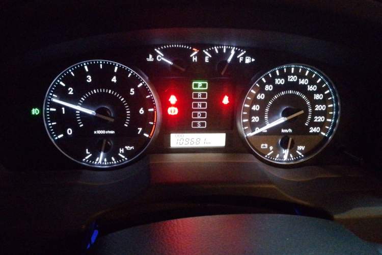 Used Toyota Land Cruiser 2015 4.0L V6 Middle East Limited Edition Instrument Cluster