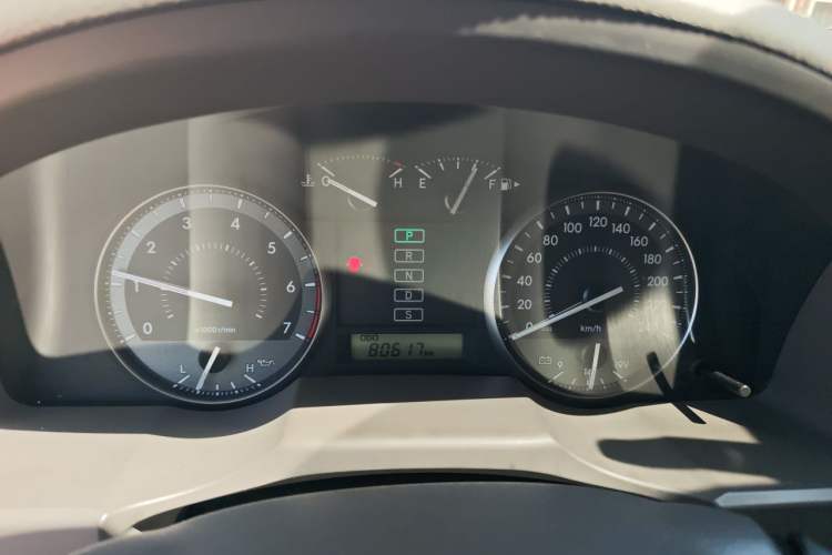 Used Toyota Land Cruiser  Instrument Cluster