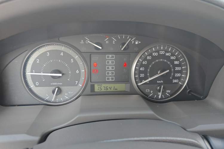 Used Toyota Land Cruiser  Instrument Cluster