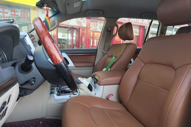 Used Toyota Land Cruiser  Left Front Seat