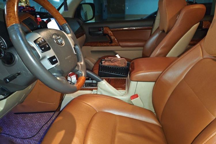 Used Toyota Land Cruiser  Left Front Seat