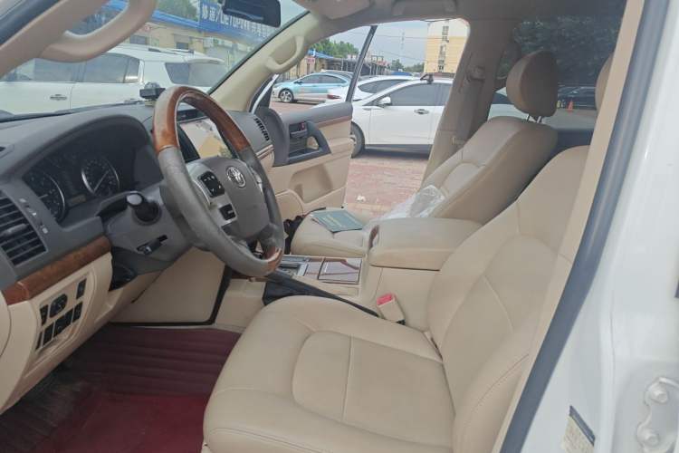 Used Toyota Land Cruiser  Left Front Seat