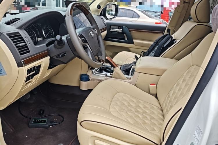 Used Toyota Land Cruiser  Left Front Seat