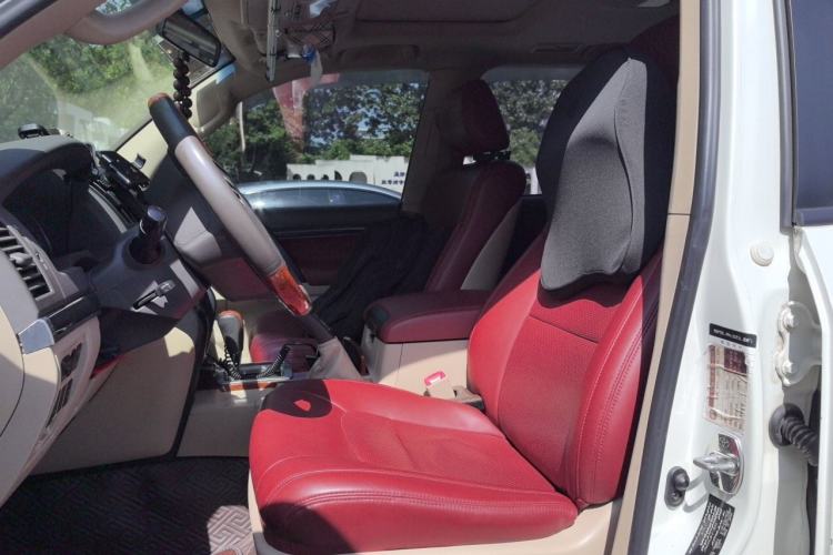 Used Toyota Land Cruiser 2015 4.0L V6 Middle East Limited Edition Left Front Seat