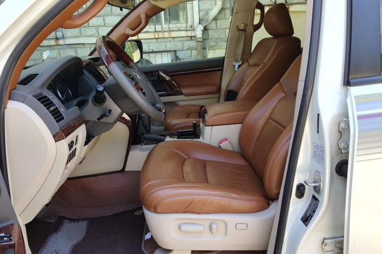 Used Toyota Land Cruiser  Left Front Seat