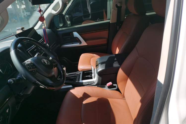 Used Toyota Land Cruiser  Left Front Seat