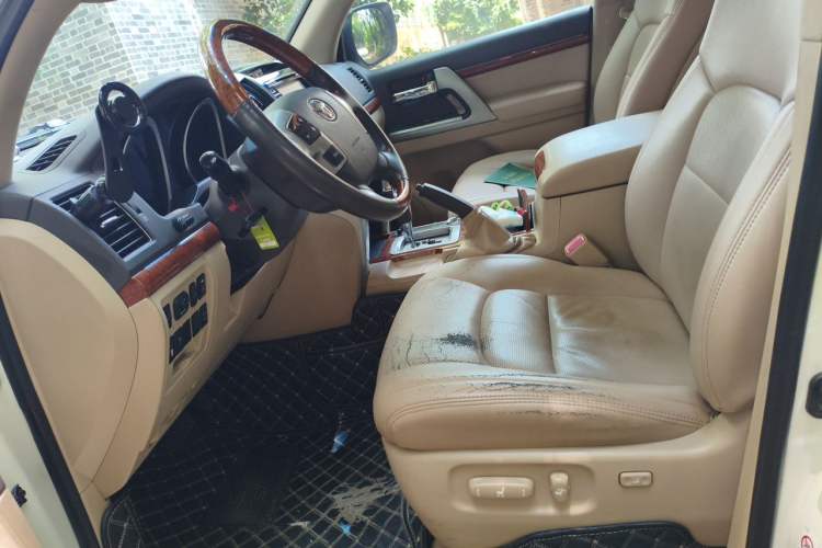 Used Toyota Land Cruiser  Left Front Seat