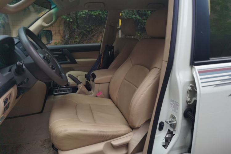 Used Toyota Land Cruiser  Left Front Seat