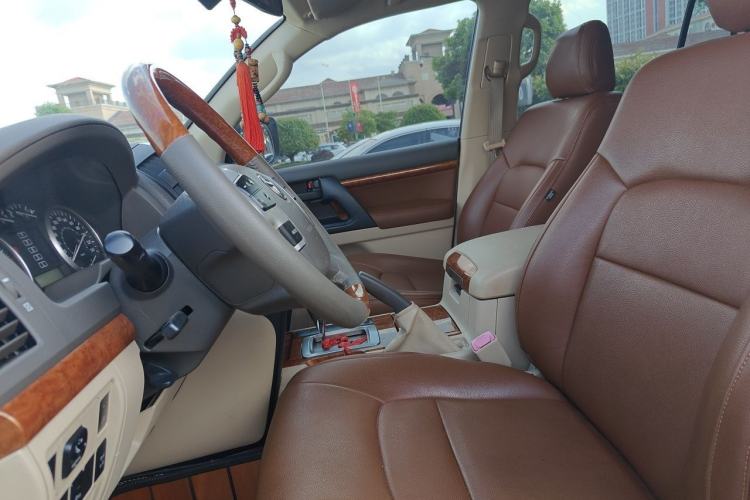 Used Toyota Land Cruiser  Left Front Seat